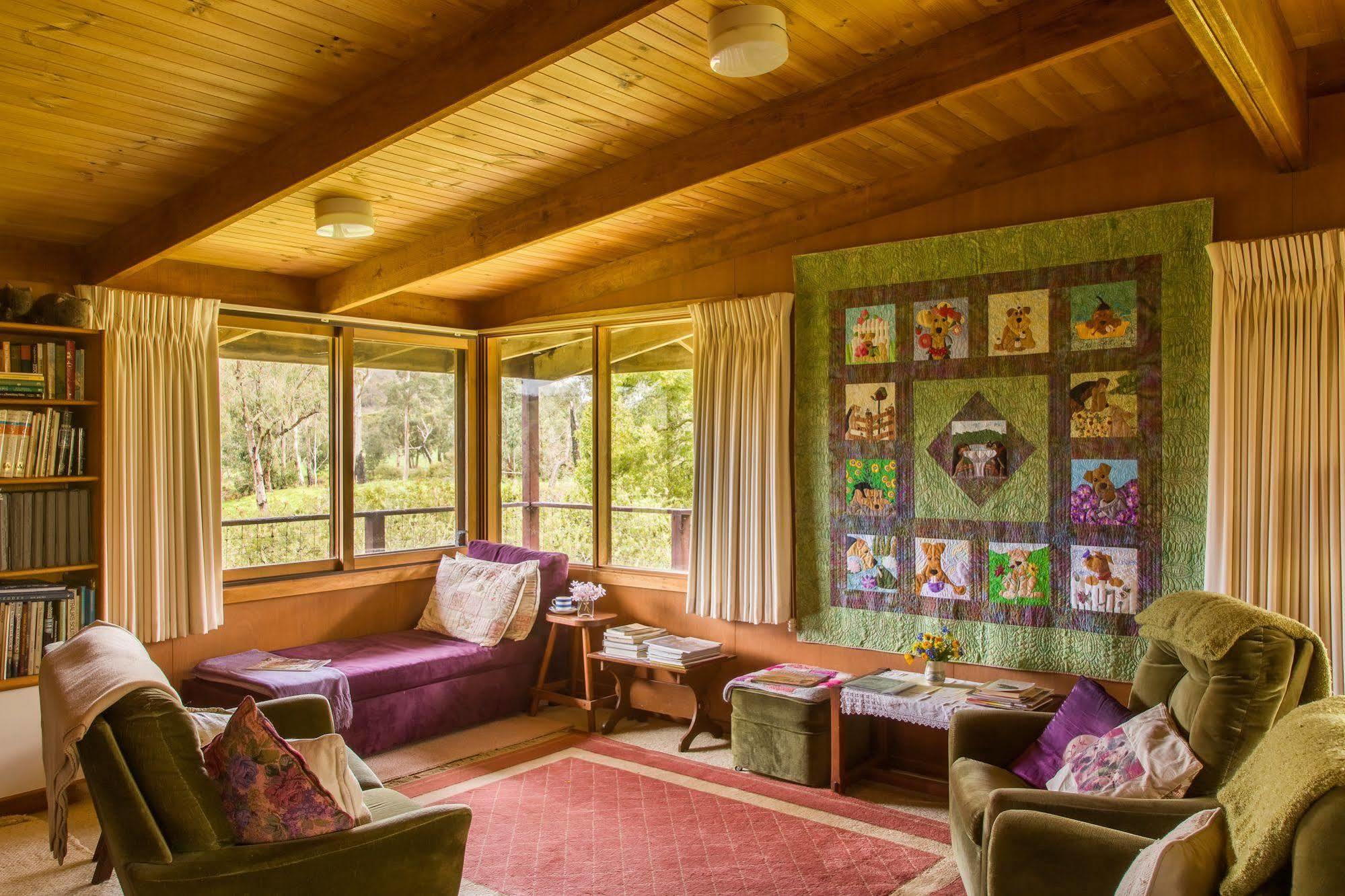 The Burrow At Wombat Bend Villa Dixons Creek Exterior photo